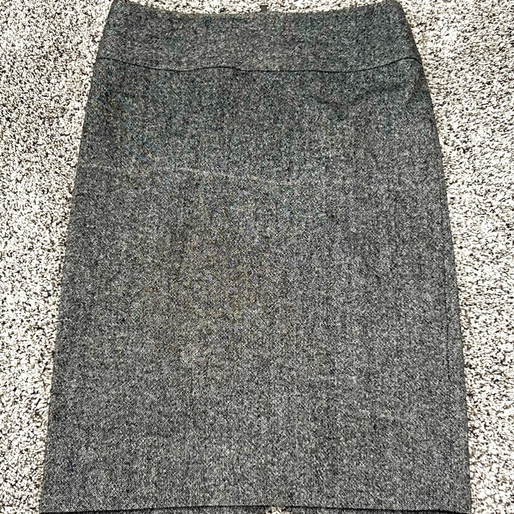 Banana Republic pencil tweed skirt